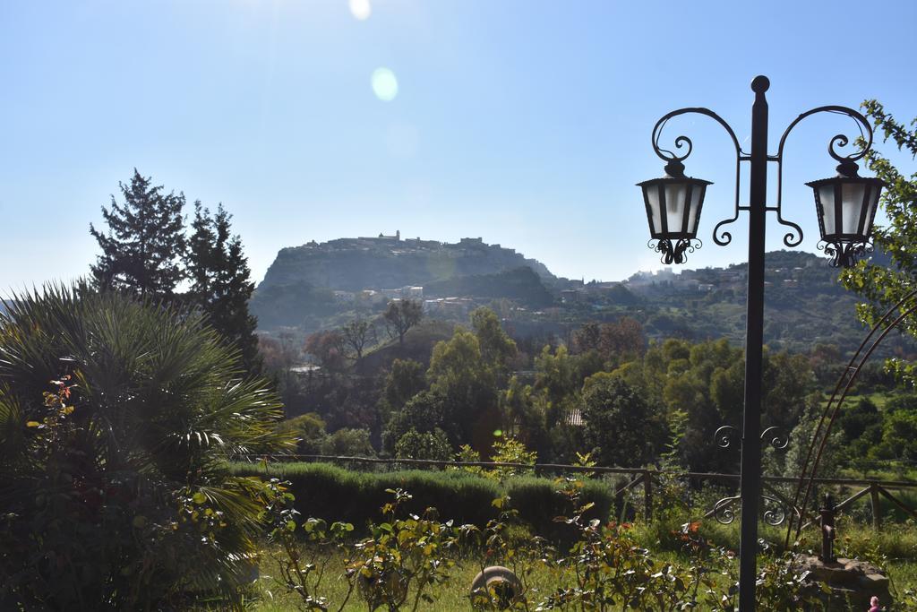 Azienda Agrituristica Biologica Il Querceto Santa Severina Kültér fotó